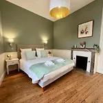 Centre Terrasse Et Vue Chateau 아파트 쏘뮤흐
