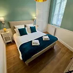 Centre Terrasse Et Vue Chateau 아파트 쏘뮤흐