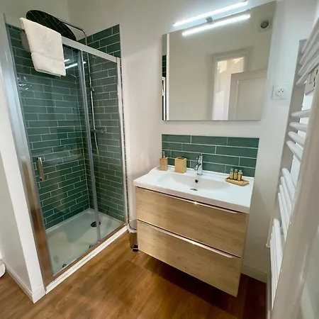 Centre Terrasse Et Vue Chateau Apartament