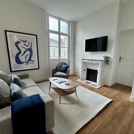 Centre Terrasse Et Vue Chateau Apartmán