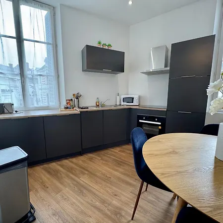 Centre Terrasse Et Vue Chateau Apartament Saumur