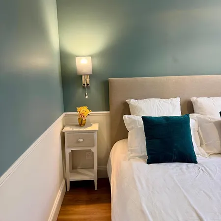 Centre Terrasse Et Vue Chateau Apartmán *