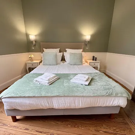 Centre Terrasse Et Vue Chateau Saumur