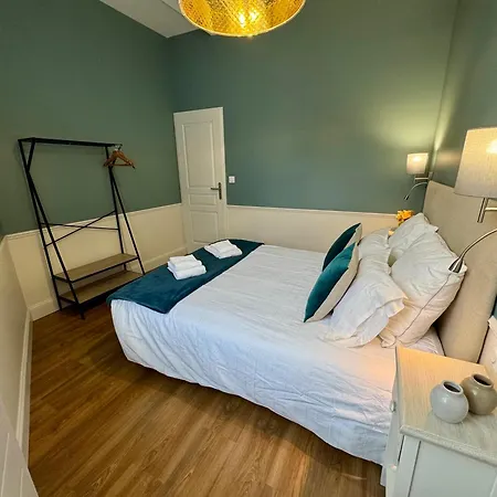 Centre Terrasse Et Vue Chateau * Saumur