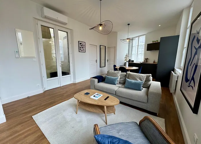 Centre Terrasse Et Vue Chateau Апартаменты Сомюр