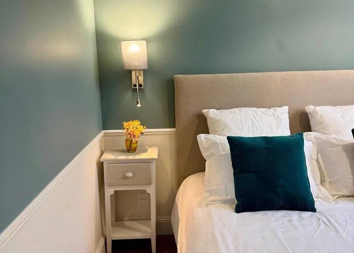 Centre Terrasse Et Vue Chateau Апартаменты *